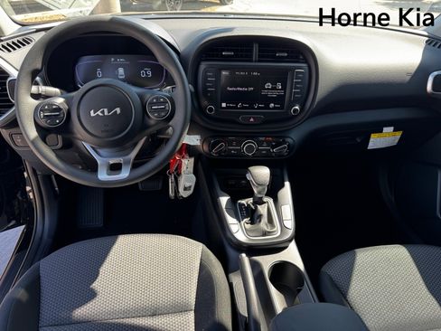 New 2025 Kia Soul LX image 13