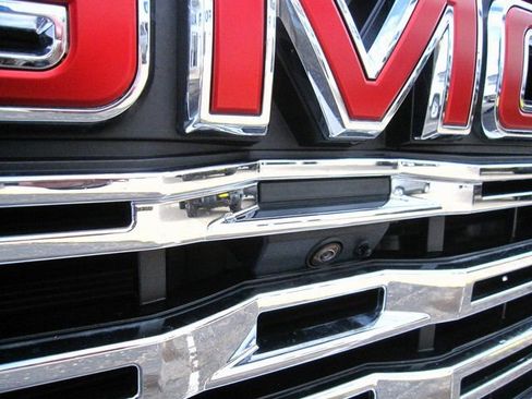 Used 2022 GMC Sierra 1500 Denali w/ Technology Package image 47