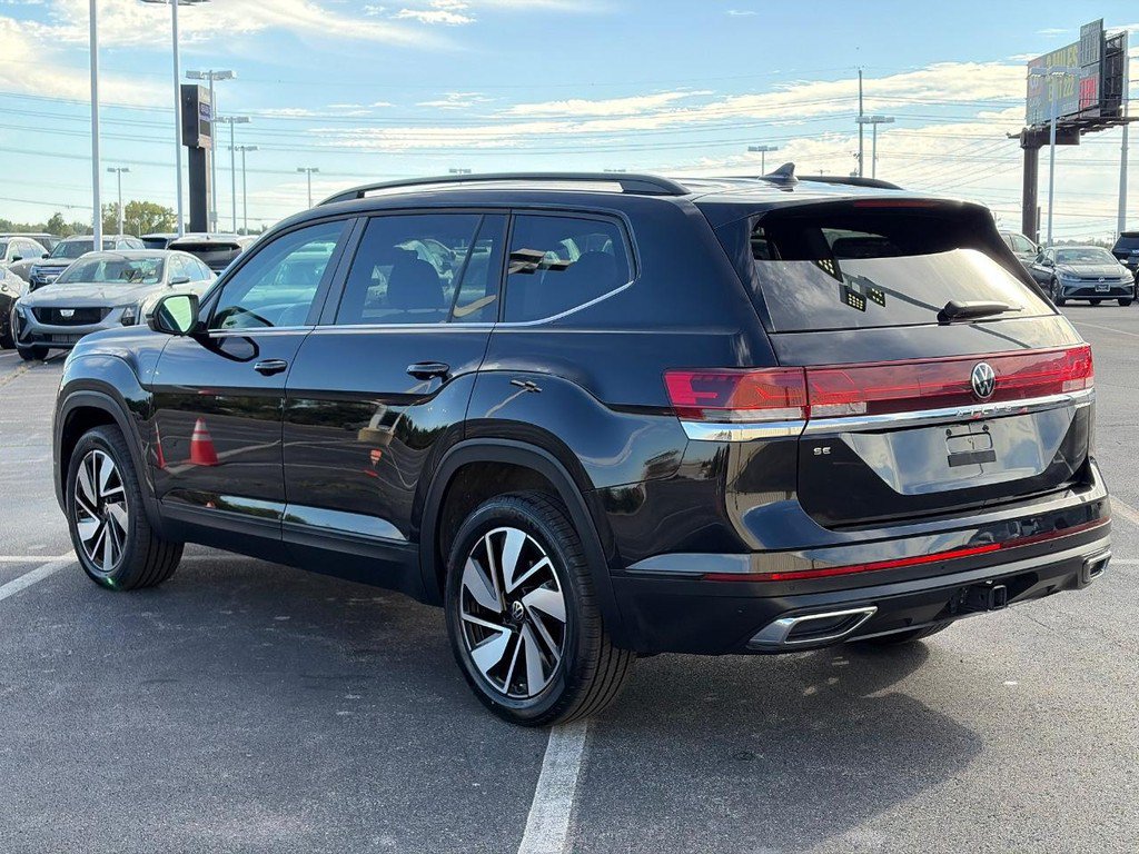 Used 2024 Volkswagen Atlas SE FWD image 6