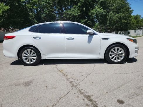 Used 2016 Kia Optima EX FWD image 11