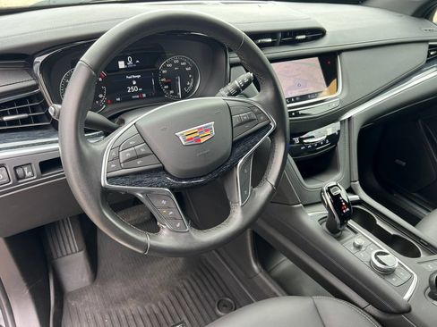 Certified 2024 Cadillac XT5 Premium Luxury AWD/4WD image 13
