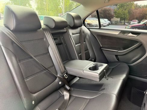 Used 2014 Volkswagen Jetta TDI image 21
