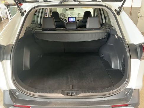 Used 2024 Toyota RAV4 Adventure image 20