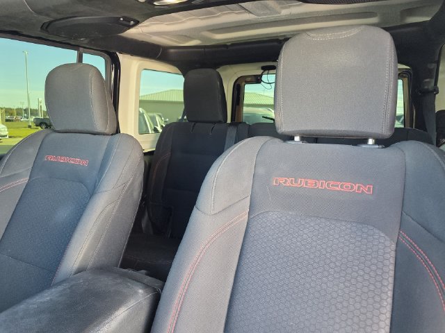 Used 2018 Jeep Wrangler Unlimited Rubicon AWD/4WD image 12