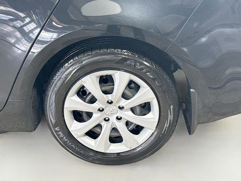 Certified 2022 Toyota Corolla LE image 25