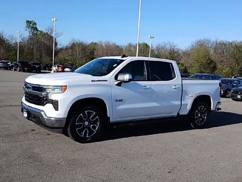 Used 2022 Chevrolet Silverado 1500 LT w/ Texas Edition Plus image 4