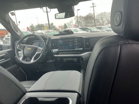 Used 2026 Chevrolet Silverado 3500 LTZ w/ LTZ Plus Package image 41