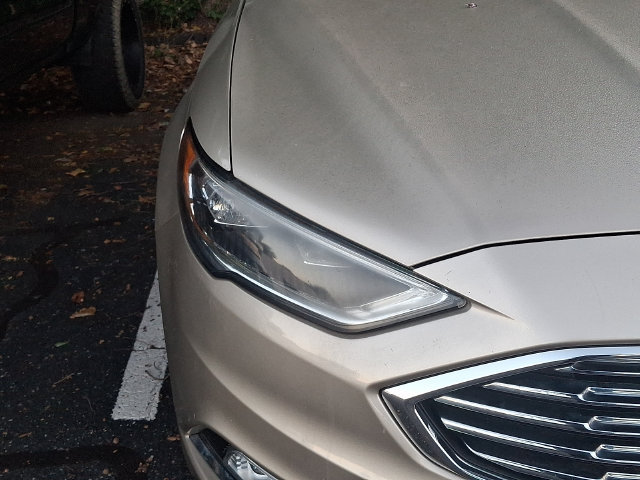 Used 2017 Ford Fusion Titanium FWD image 5