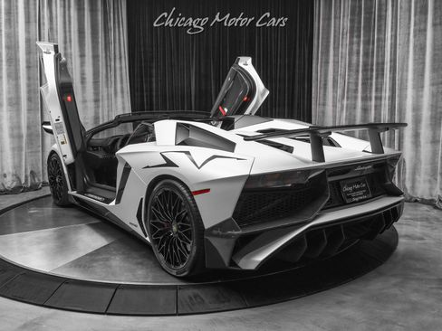 Used 2016 Lamborghini Aventador LP 750-4 Superveloce AWD/4WD image 43