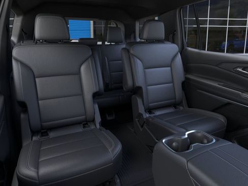 New 2026 Chevrolet Traverse LT w/ Sun and Wheel Package FWD image 17