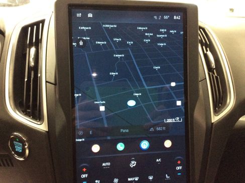 Used 2024 Ford Edge SEL w/ Convenience Package image 28