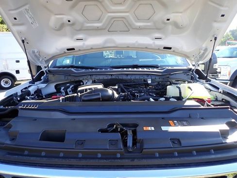 New 2026 Ford F350 XLT w/ FX4 Off-Road Package image 12