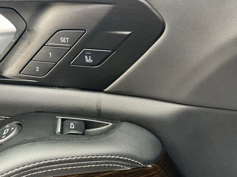 Used 2024 BMW X5 xDrive40i w/ Premium Package image 36