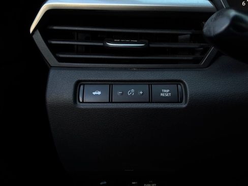 Used 2021 Nissan Altima 2.5 SR w/ SR Premium Package FWD image 22