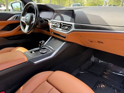 Used 2022 BMW 430i Coupe w/ M Sport Package RWD image 10
