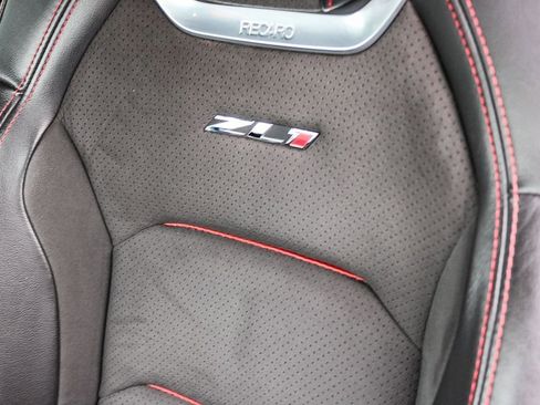 Used 2022 Chevrolet Camaro ZL1 RWD image 27