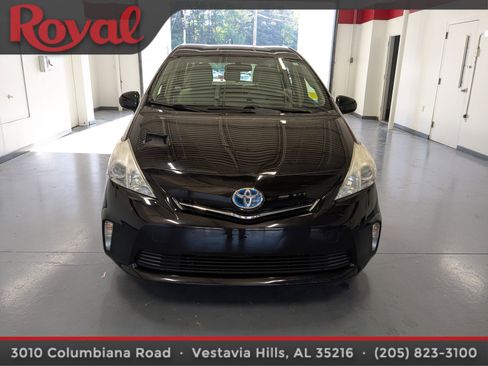 Used 2014 Toyota Prius V Three image 6