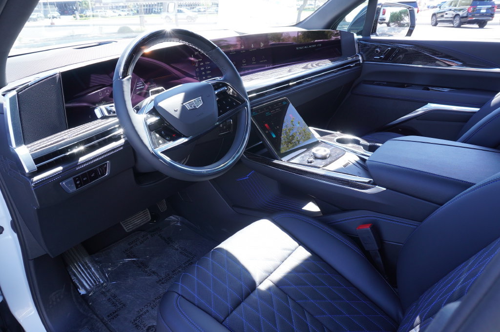 New 2026 Cadillac Escalade IQ Luxury 1 AWD/4WD image 16