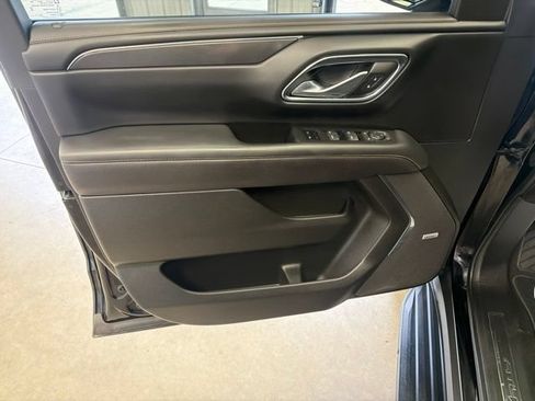 Used 2024 GMC Yukon XL AT4 AWD/4WD image 13