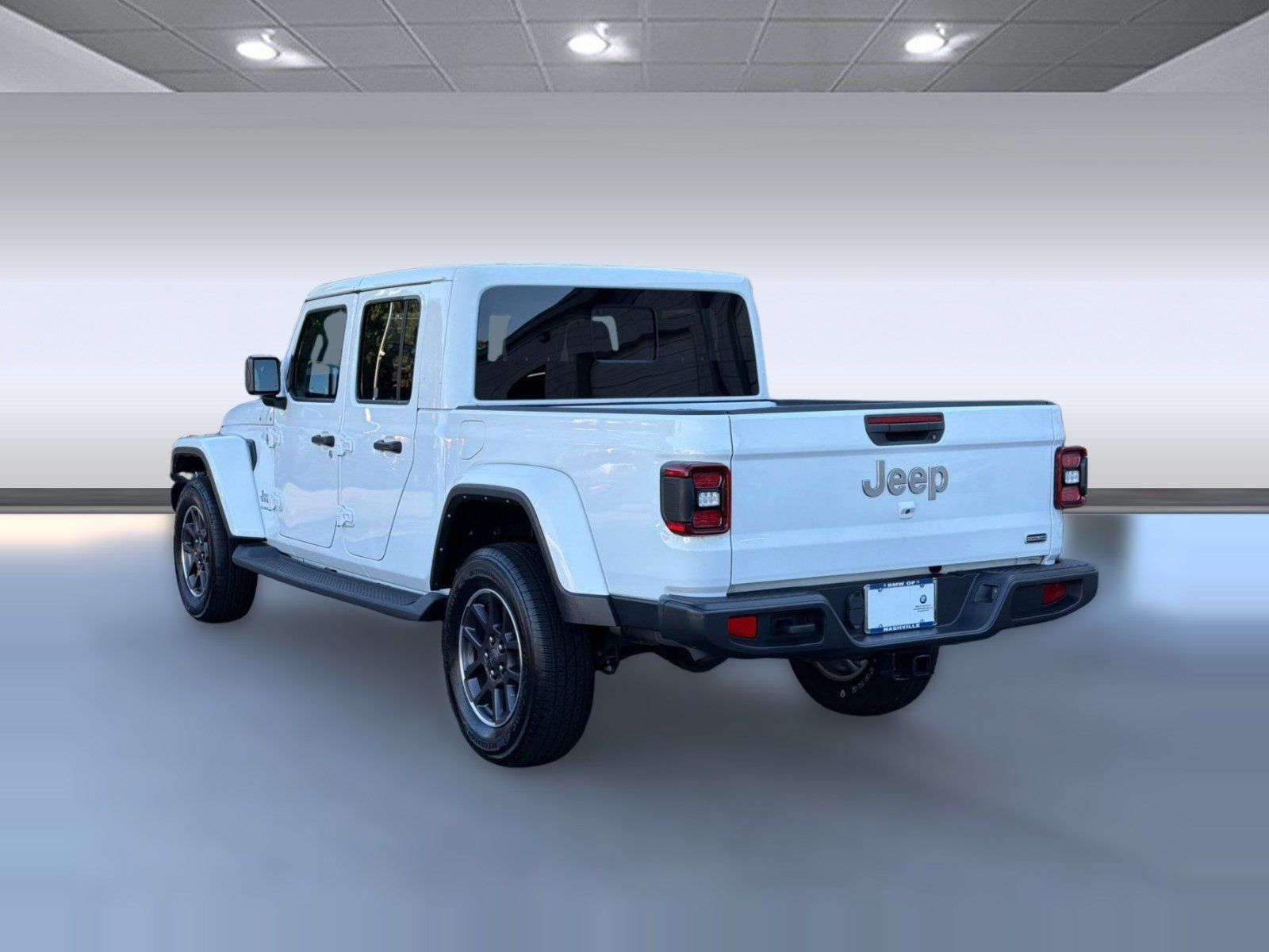 Used 2022 Jeep Gladiator Overland w/ Popular Equipment Package AWD/4WD image 3