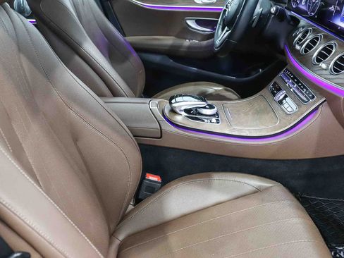 Used 2020 Mercedes-Benz E 350 Sedan image 17