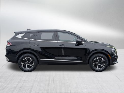 Used 2023 Kia Sportage LX AWD/4WD image 8