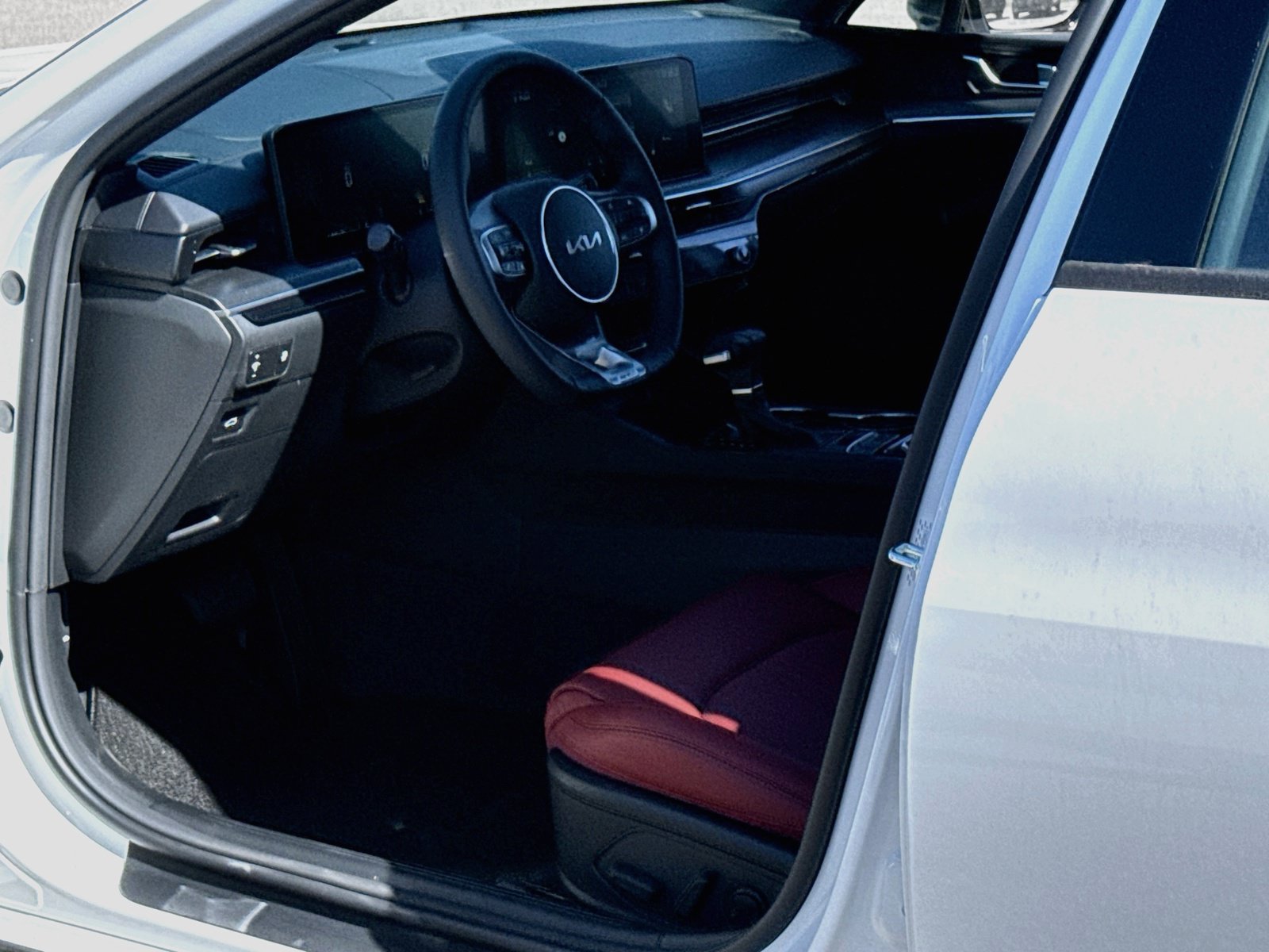 New 2027 Kia K5 GT-Line AWD/4WD image 4