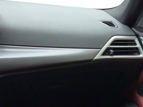 Used 2025 BMW i4 eDrive40 image 19