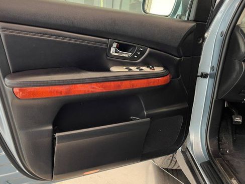 Used 2004 Lexus RX 330 AWD image 12