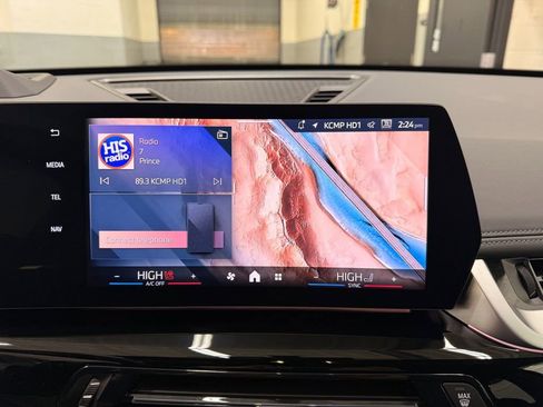 Used 2025 BMW X1 xDrive28i image 16