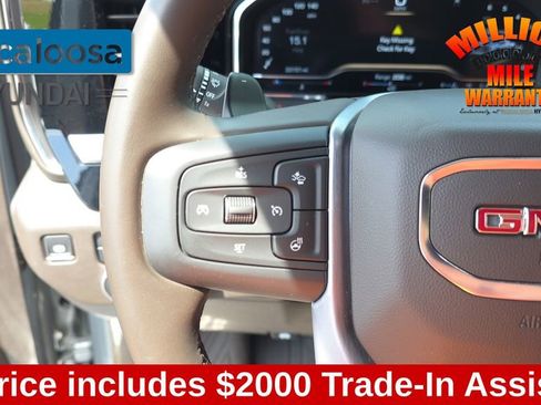 Used 2024 GMC Sierra 1500 SLT w/ SLT Premium Package AWD/4WD image 17