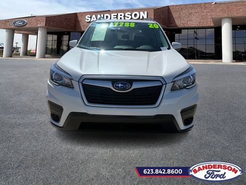 Used 2020 Subaru Forester Premium image 8
