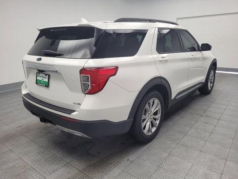 Used 2020 Ford Explorer XLT w/ Equipment Group 202A AWD/4WD image 9