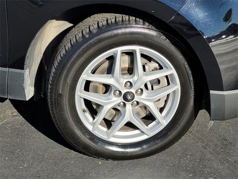 Used 2024 Ford Edge SEL image 12