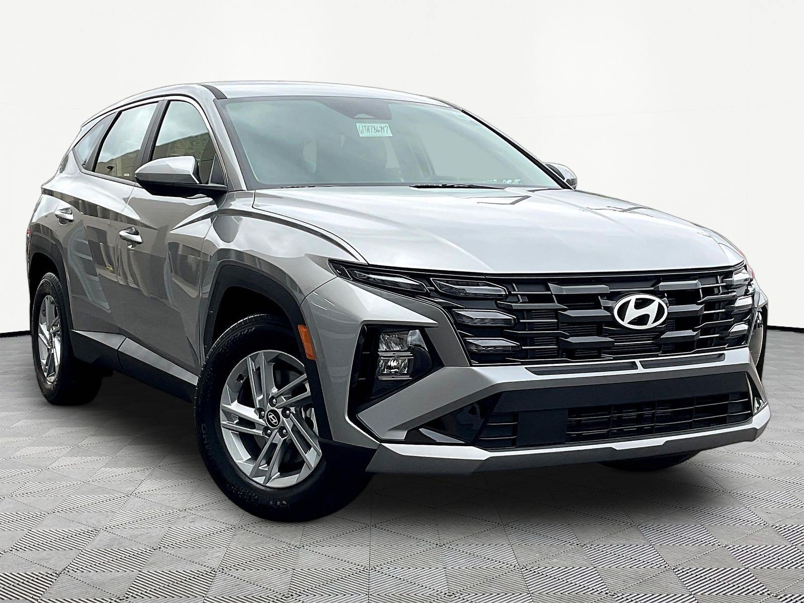 New 2026 Hyundai Tucson SE FWD image 3