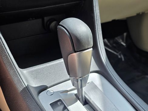 Used 2013 Subaru Impreza 2.0i Sport Premium image 34