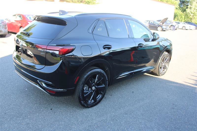 Used 2022 Buick Envision Essence w/ Sport Touring Package FWD image 6