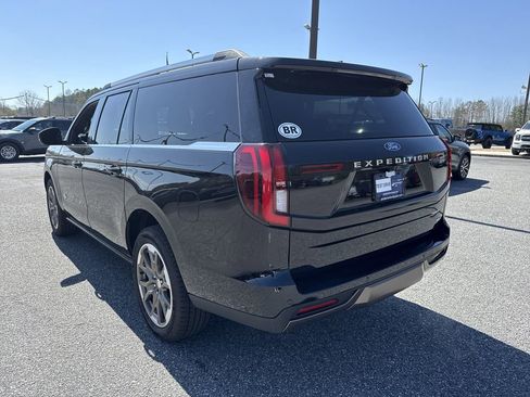 Used 2025 Ford Expedition Max King Ranch image 5