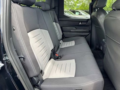 Used 2025 Toyota Tacoma TRD Sport AWD/4WD image 22