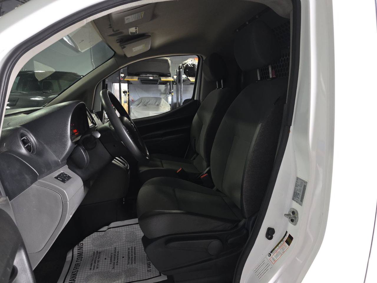 Used 2019 Nissan NV200 SV w/ Navigation Package FWD image 11