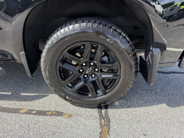 Used 2026 Chevrolet Silverado 1500 RST w/ Z71 Off-Road Package AWD/4WD image 30