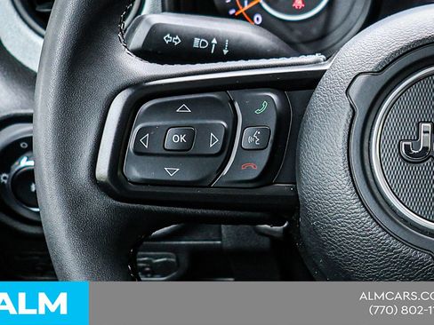 Used 2025 Jeep Wrangler Unlimited Sport AWD/4WD image 27