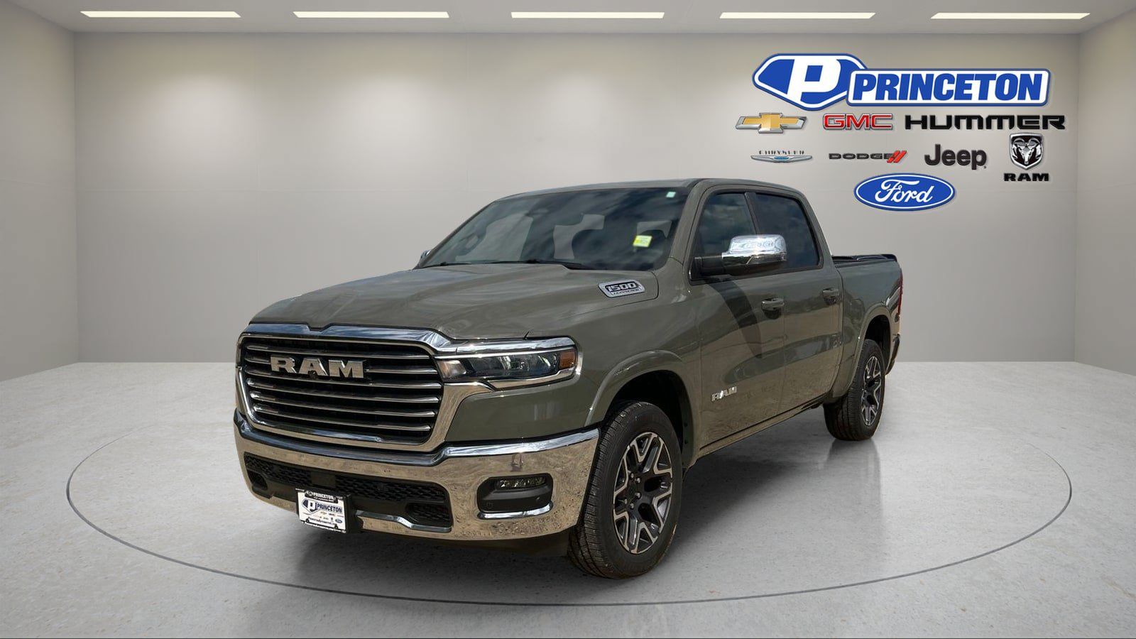 Used 2026 RAM 1500 Laramie AWD/4WD image 3
