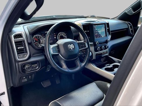 Used 2019 RAM 1500 Laramie w/ Sport Appearance Package AWD/4WD image 17