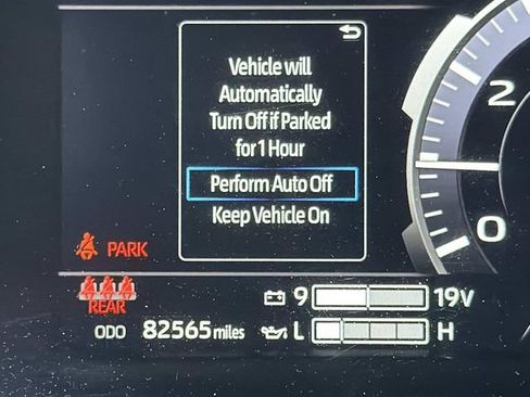 Used 2022 Toyota Tundra Capstone AWD/4WD image 24