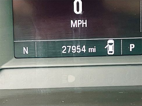 Used 2023 Chevrolet TrailBlazer LT w/ Convenience Package image 12