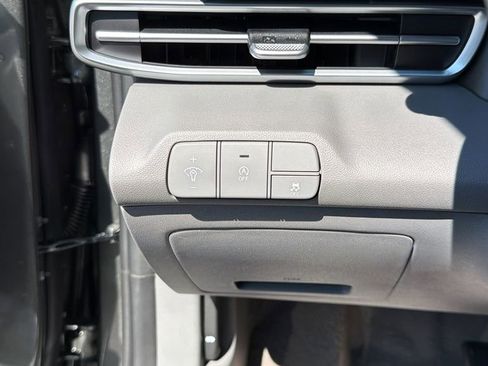 New 2026 Hyundai Elantra SE image 30