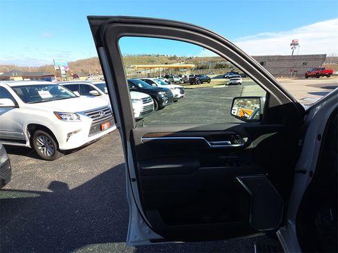 New 2026 Chevrolet Silverado 1500 High Country w/ Technology Package image 13