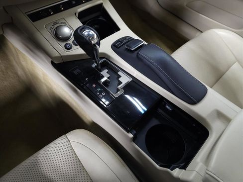 Used 2014 Lexus ES 300h image 26