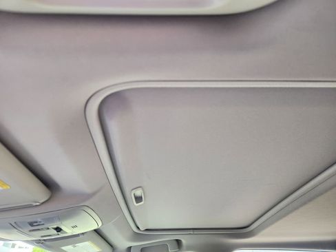 Used 2017 Toyota RAV4 Limited FWD image 25